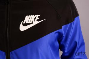 Фото  Ветровка Nike Windrunner Jacket (Черно-синий)