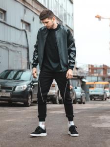 Фото Одежда Демисезонный бомбер LC - Skin черный