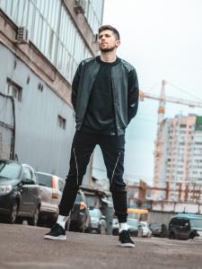 Фото Одежда Демисезонный бомбер LC - Skin черный