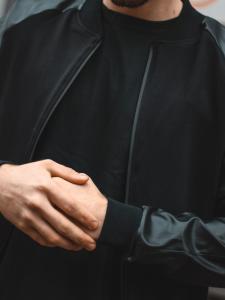 Фото Одежда Демисезонный бомбер LC - Skin черный