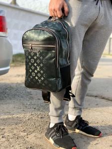 Фото Сумки Backpack Louis Vuitton Michael Monogram Titanium Navi
