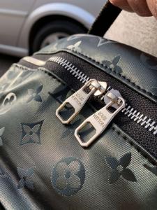 Фото Сумки Backpack Louis Vuitton Michael Monogram Titanium Navi