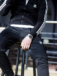 Фото Одежда Спортивные штаны мужские укороченные Adidas Stich черные