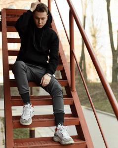 Фото Одежда Брюки джоггеры мужские Пушка Огонь Zuren серые