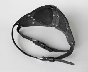 Фото  Кожаная мужская маска респиратор 