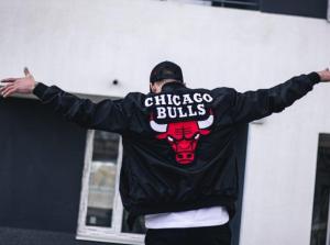 Фото Одежда Ветровка Liberty - Chicago Bulls, Black
