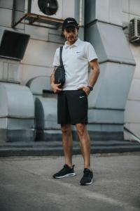 Фото Одежда Костюм мужской Nike шорты , футболка белая  + барсетка+ кепка (Nike белое лого) в подарок
