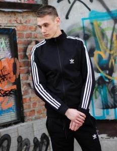Фото Одежда Костюм Adidas черный