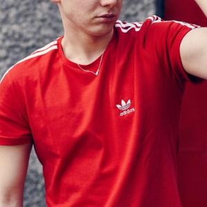 Фото Одежда Футболка Adidas Classic красная