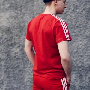 Фото Одежда Футболка Adidas Classic красная