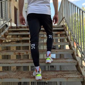 Фото Одежда Спортивные штаны черные с белым лампасом OFF WHITE