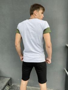 Фото Одежда Комплект шорты черные двухнитка Intruder футболка 'Color Stripe' светло- серая с полосой цвета хаки