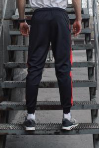 Фото Одежда Штаны спортивные с красным лампасом DNK MAFIA