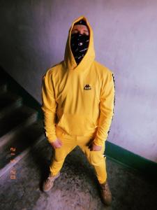 Фото Одежда Спортивный костюм желтый Kappa ч/б