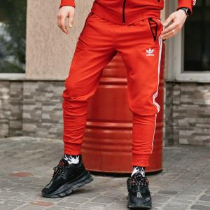 Фото Одежда Спортивные штаны в стиле Adidas Originals красные