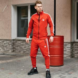 Фото Одежда Спортивные штаны в стиле Adidas Originals красные