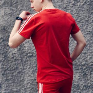 Фото Одежда Футболка Adidas красная