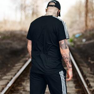 Фото Одежда Футболка Adidas черная