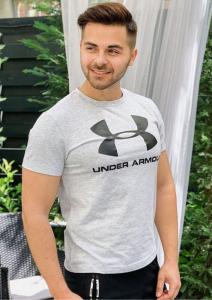 Фото Одежда Мужская футболка Under Armour серая