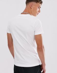 Фото Одежда Футболка белая Calvin Klein большой принт