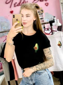 Фото Одежда Футболка черная с принтом Avocado