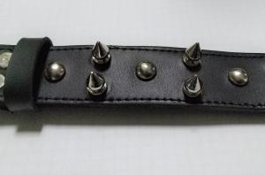 Фото  Кожаный ошейник 