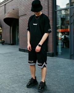 Фото Одежда Футболка унисекс GVAPI Mmxv черные