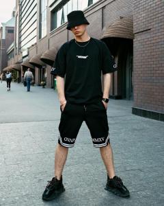 Фото Одежда Футболка унисекс GVAPI Mmxv черные