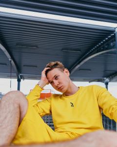 Фото Одежда Шорты мужские трикотажные Пушка Огонь Breet желтые