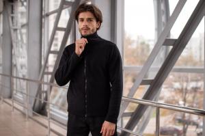 Фото Одежда Флисовая кофта Intruder черная на молнии.