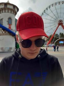 Фото Шапки, кепки Кепка бейсболка тракер Icon Красный