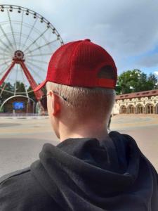 Фото Шапки, кепки Кепка бейсболка тракер Icon Красный