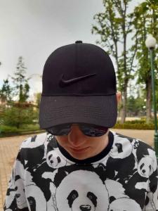 Фото Шапки, кепки Кепка бейсболка тракер Nike Чёрный