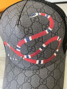 Фото Аксессуары Gucci Kingsnake Print GG Supreme Black Baseball Hat