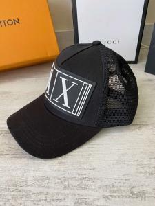 Фото Аксессуары Armani Baseball Cap With Embossed Logo White