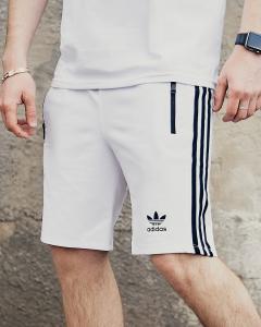 Фото Одежда Шорты трикотажные в стиле Adidas Three line белые