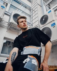 Фото Одежда Футболка оверсайз Пушка Огонь Prozzo черная