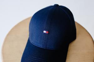 Фото Шапки, кепки Кепка бейсболка коттон Tommy Hilfiger Синий