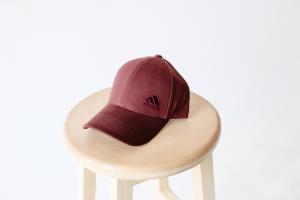 Фото Шапки, кепки Кепка бейсболка коттон Adidas Бордовый