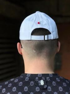 Фото Шапки, кепки Кепка бейсболка коттон Champion Белый