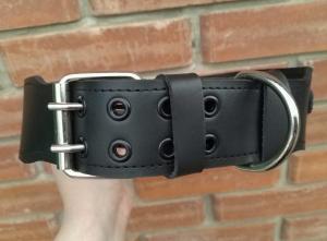 Фото  Кожаный ошейник 