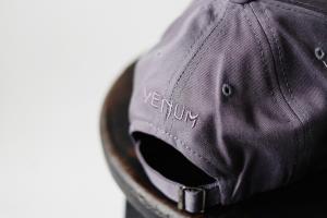 Фото Шапки, кепки Кепка бейсболка коттон Venum Серый