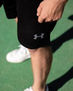 Фото Одежда Летний комплект Under Armour чёрный.