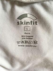 Фото Одежда Спортивная футболка Skinfit на короткий рукав белая