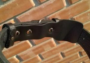 Фото  Кожаный ошейник 