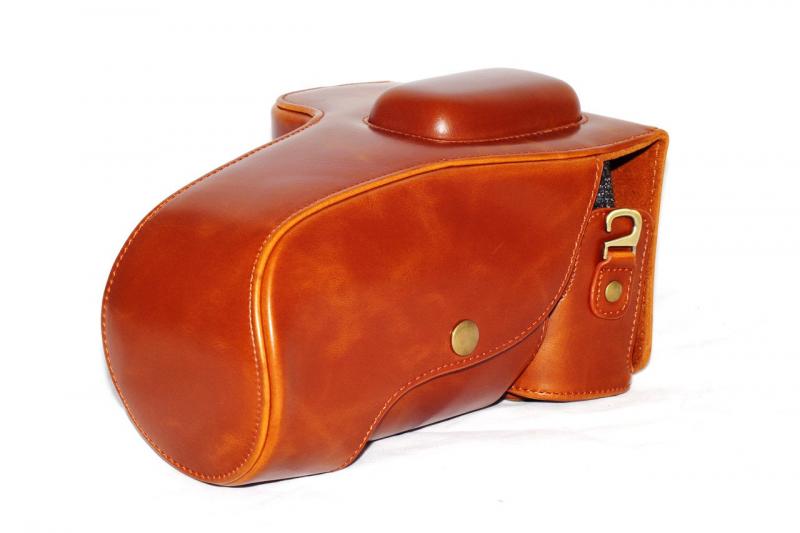 Фото Сумки, футляры, чехлы для камер и объективов, Чехлы и футляры для фотоаппаратов, Чехлы и футляры для фотоаппаратов Nikon Защитный футляр - чехол для фотоаппаратов NIKON D5100, D5200, D5300 - коричневый