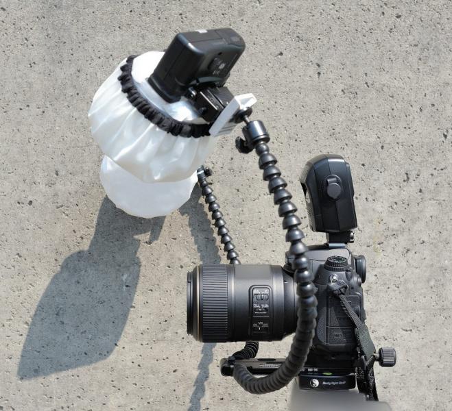 Фото Свет, осветители, накамерный свет Гибкий держатель DMM-901 - для двух устройств на горячий башмак камеры