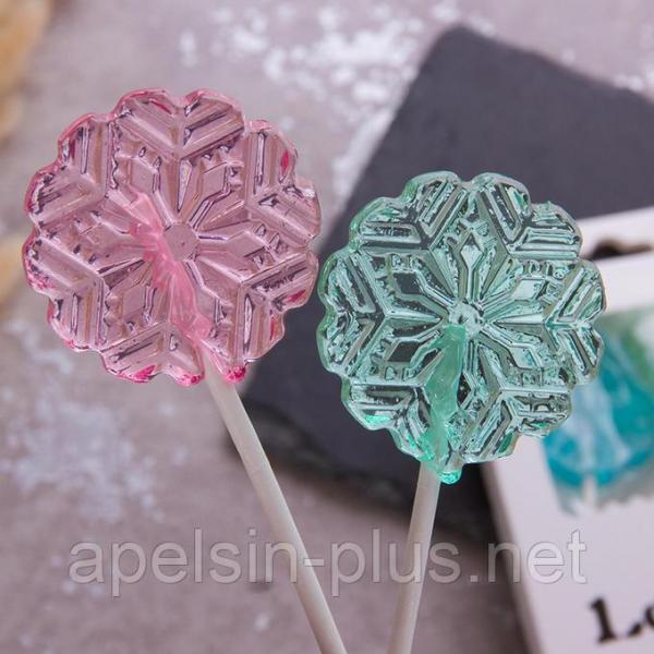 Фото  Молд силиконовый для леденцов, карамели, шоколада и мастики Снежинки на 6 ячеек 6,0 см