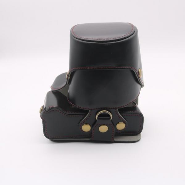 Фото Сумки, футляры, чехлы для камер и объективов, Чехлы и футляры для фотоаппаратов, Чехлы и футляры для фотоаппаратов FujiFilm Защитный футляр - чехол для камеры Fujifilm X-T4 - черный - реализован доступ к аккумулятору