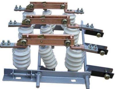 Фото Рубильники, разъединители, разрядники, ограничители, изоляторы, Разъединитель РВ Разъединитель РВ-10/1600